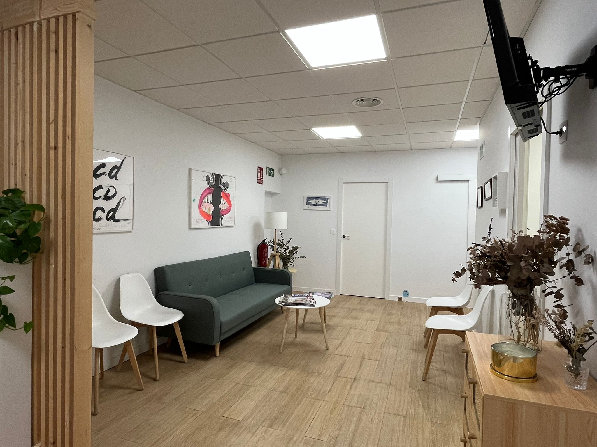 Sala de Espera de la clínica dental en Huelva